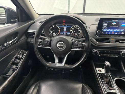 Used 2024 Nissan Altima 2.5 SR FWD image 20