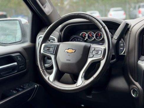 Certified 2019 Chevrolet Silverado 1500 LTZ w/ LTZ Plus Package image 22