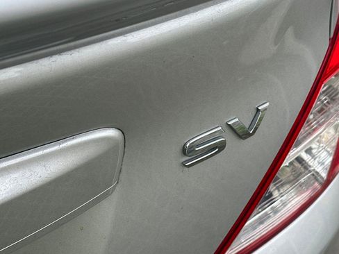 Used 2016 Nissan Versa SV image 5