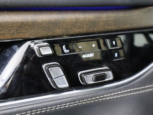 Used 2023 Jeep Grand Wagoneer Series II w/ Premium Group II image 23