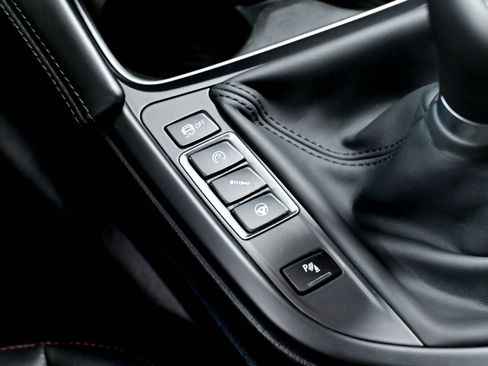 Used 2020 BMW M4 Coupe w/ Competition Package RWD image 74