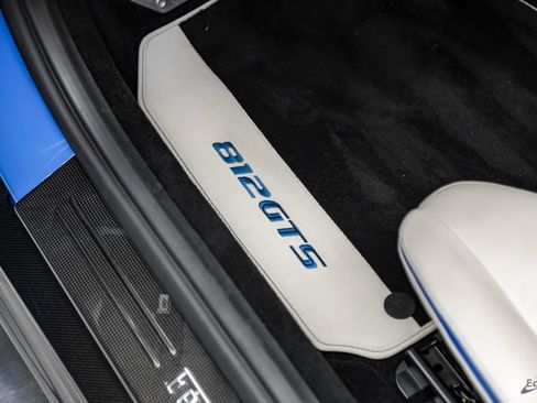 Used 2022 Ferrari 812 GTS RWD image 50