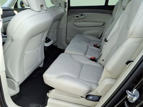 New 2026 Volvo XC90 B6 Ultra w/ Lounge Package AWD/4WD image 11