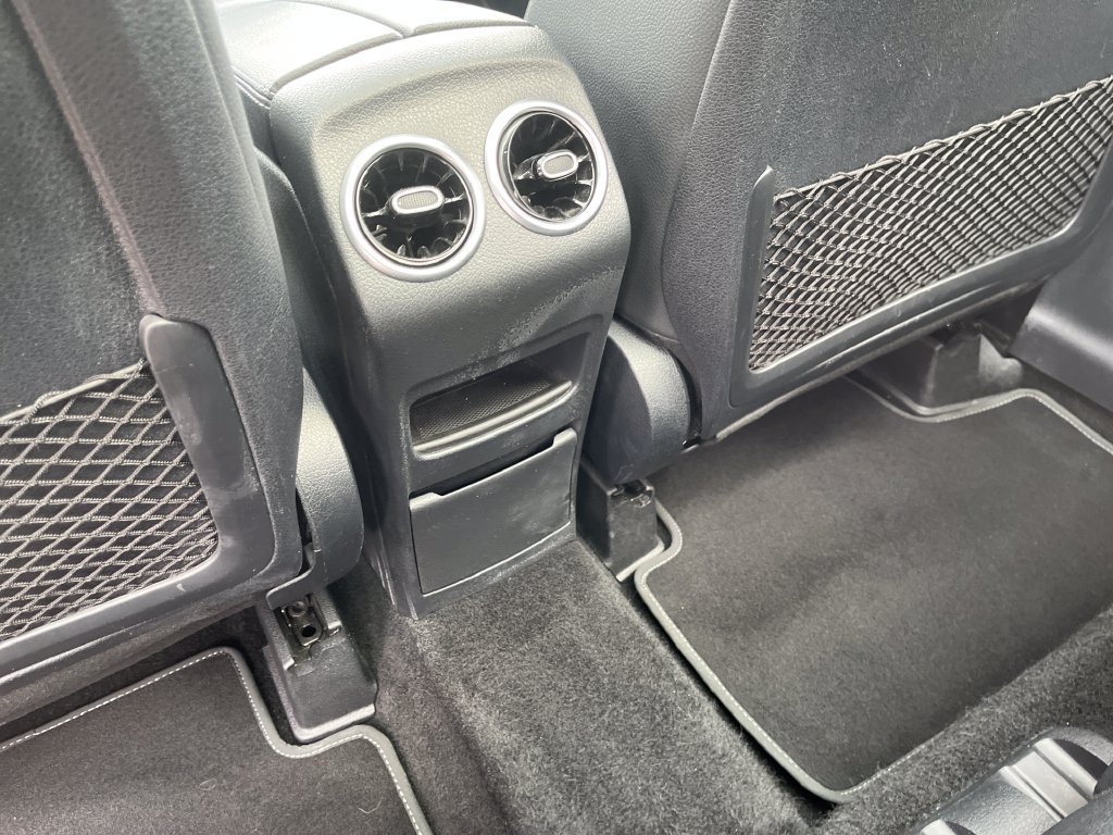 Used 2023 Mercedes-Benz GLB 250 4MATIC image 37