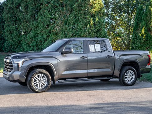Used 2025 Toyota Tundra SR5 image 9