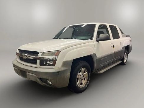 Used 2002 Chevrolet Avalanche Sport Utility Pickup 4D image 1