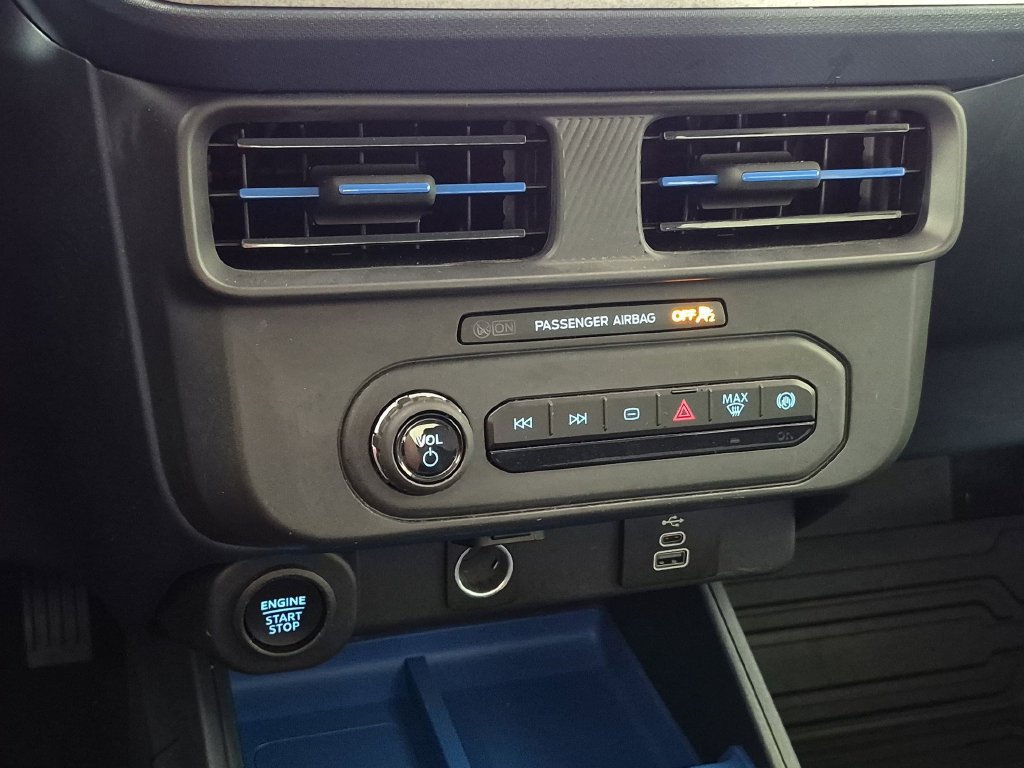 Used 2025 Ford Maverick XLT w/ XLT Luxury Package AWD/4WD image 25