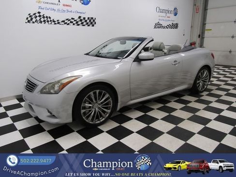 Used 2011 INFINITI G37 Convertible w/ Premium Pkg RWD image 11