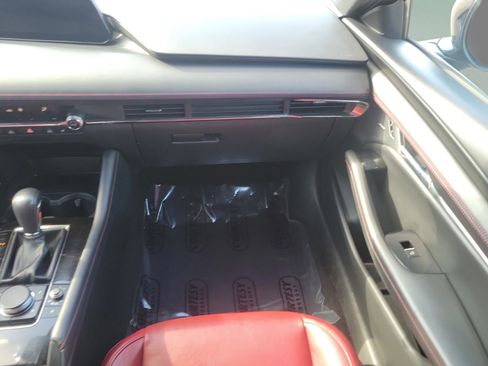 Used 2023 MAZDA MAZDA3 s image 8