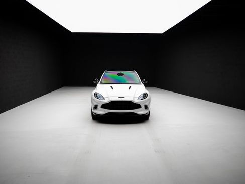 Used 2021 Aston Martin DBX AWD/4WD image 85