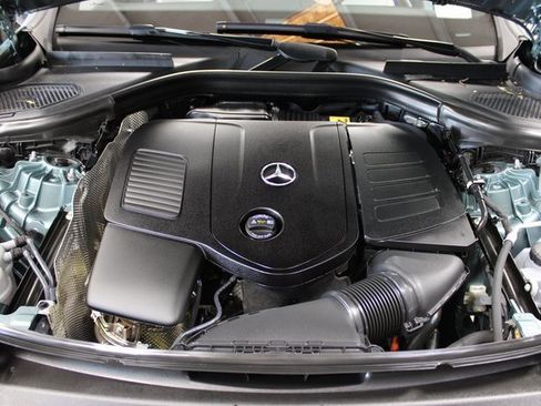 Used 2025 Mercedes-Benz GLC 350e GLC 350e 4MATICﾮ w/ AMG Line image 30