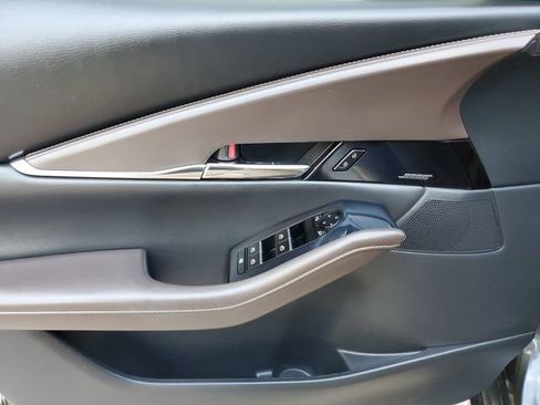 Used 2021 MAZDA CX-30 FWD 2.5 S w/ Premium Package image 16