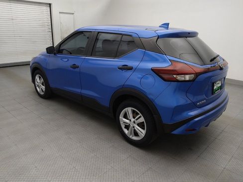 Used 2023 Nissan Kicks S FWD image 3