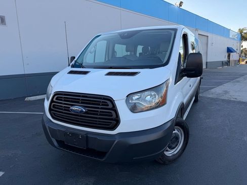 Used 2017 Ford Transit 350 XL RWD image 4