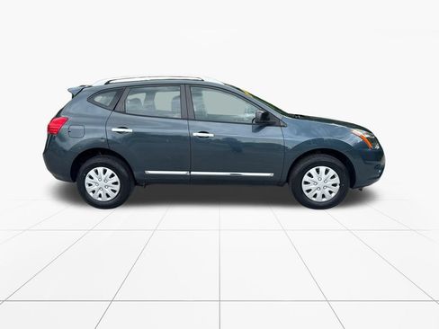Used 2015 Nissan Rogue S w/ Convenience Package FWD image 9