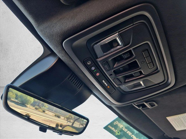 Used 2025 GMC Sierra 2500 AT4X AWD/4WD image 21