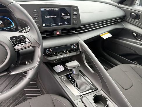 New 2026 Hyundai Elantra Sport image 27