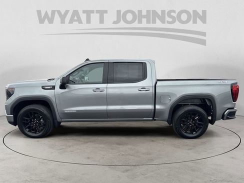 Used 2025 GMC Sierra 1500 Elevation image 2