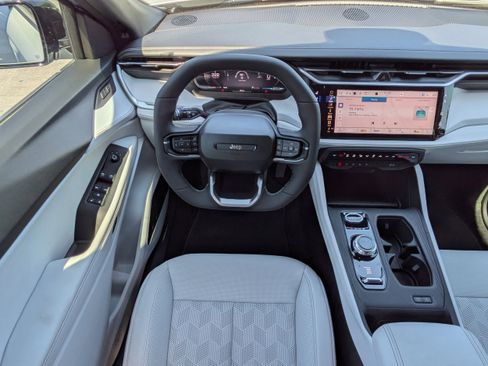 New 2026 Jeep Cherokee Overland AWD/4WD image 17