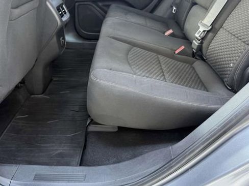 Used 2019 GMC Terrain SLE w/ Driver Convenience Package FWD image 27