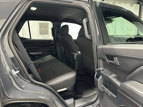 Used 2025 Toyota 4Runner SR5 image 53