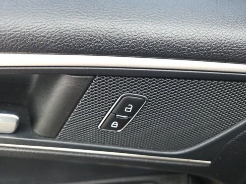 Used 2023 Ford Edge SEL w/ Convenience Package image 12