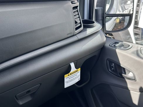 New 2026 Ford Transit 250 148 Medium Roof w/ Load Area Protection Package image 33