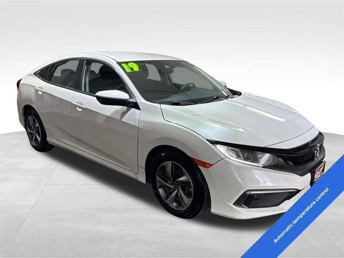 Used 2019 Honda Civic LX image 3
