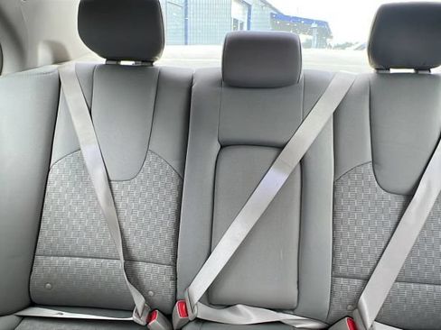 Used 2011 Ford Fusion S FWD image 16