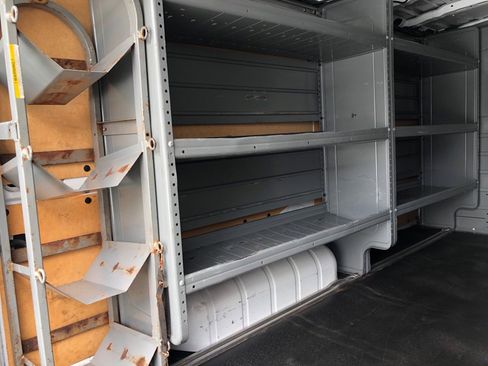 Used 2018 Nissan NV 2500 SL w/ Navigation Package image 21