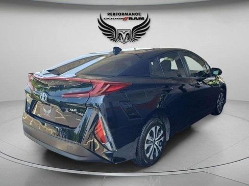 Used 2022 Toyota Prius Prime XLE image 7