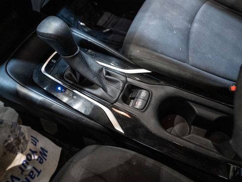 Used 2020 Toyota Corolla LE image 17