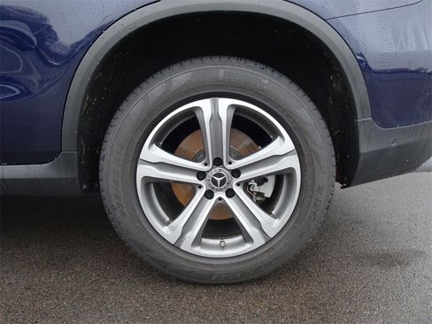 Used 2019 Mercedes-Benz GLC 300 4MATIC image 28