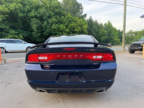 Used 2014 Dodge Charger SXT w/ Driver Confidence Group (AJG) RWD image 3
