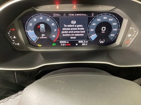 Certified 2025 Audi Q3 2.0T Premium w/ Convenience Package image 32