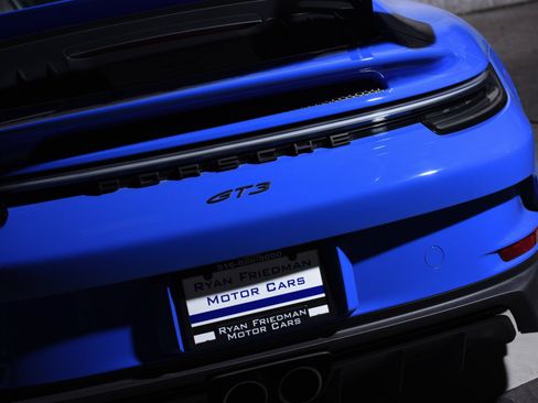 Used 2022 Porsche 911 GT3 RWD image 11