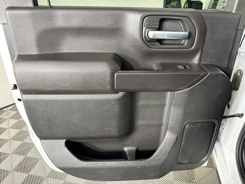 Used 2021 Chevrolet Silverado 2500 LT w/ Fleet Comfort Package image 23