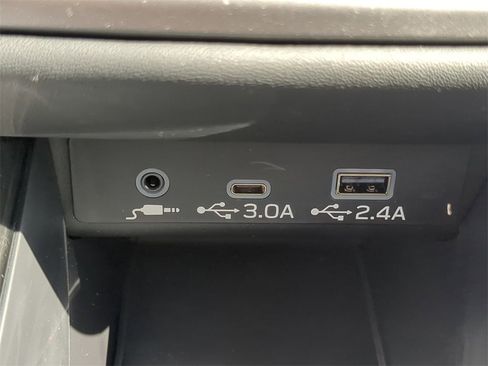 Certified 2025 Subaru Outback Premium w/ Popular Package #1A image 21