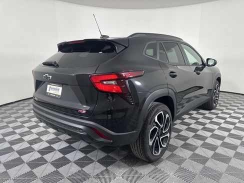 New 2026 Chevrolet Trax RS w/ Sunroof Package image 3