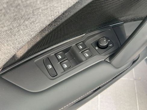 New 2026 Volkswagen Tiguan S image 13