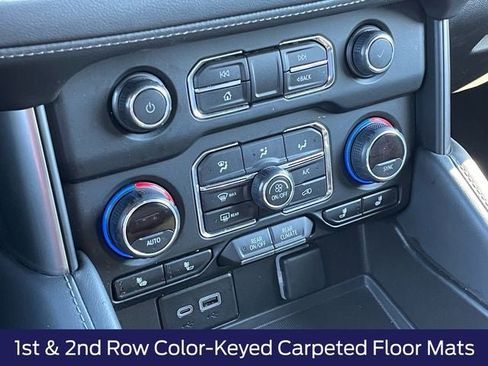 Used 2024 Chevrolet Suburban LT image 19