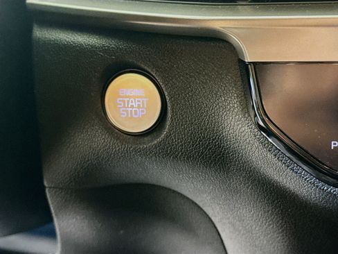 Used 2024 Kia Sorento S image 21