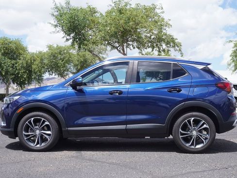 Used 2023 Buick Encore GX Select FWD image 2