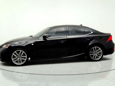Used 2018 Lexus IS 350 AWD image 8