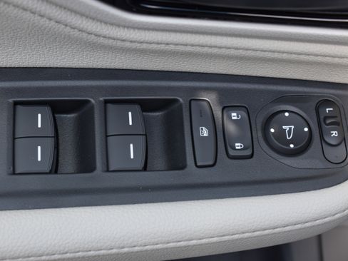 New 2026 Honda Odyssey Touring image 12