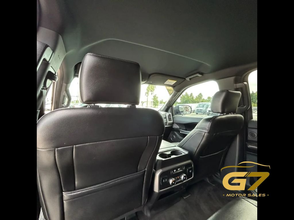 Used 2018 Ford Expedition XLT w/ Equipment Group 202A RWD image 31