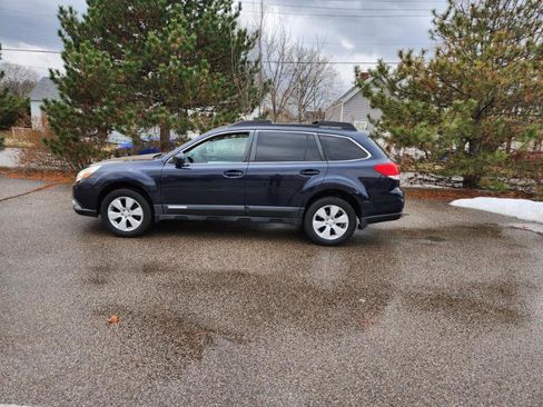 Used 2012 Subaru Outback 2.5i Premium image 12