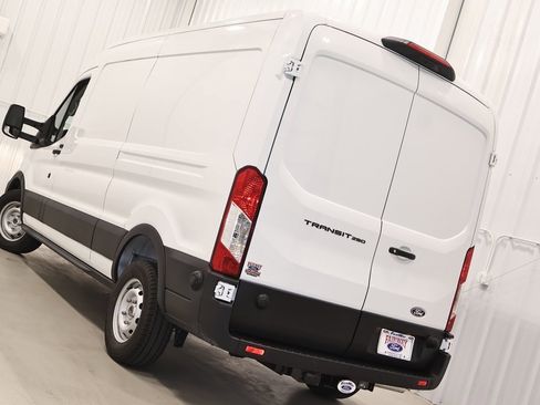 New 2026 Ford Transit 250 148 Medium Roof image 29