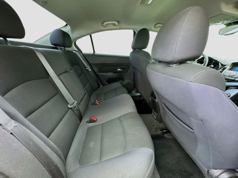 Used 2015 Chevrolet Cruze LT image 15