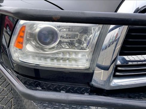 Used 2018 RAM 2500 Longhorn w/ Longhorn Southfork Package image 25